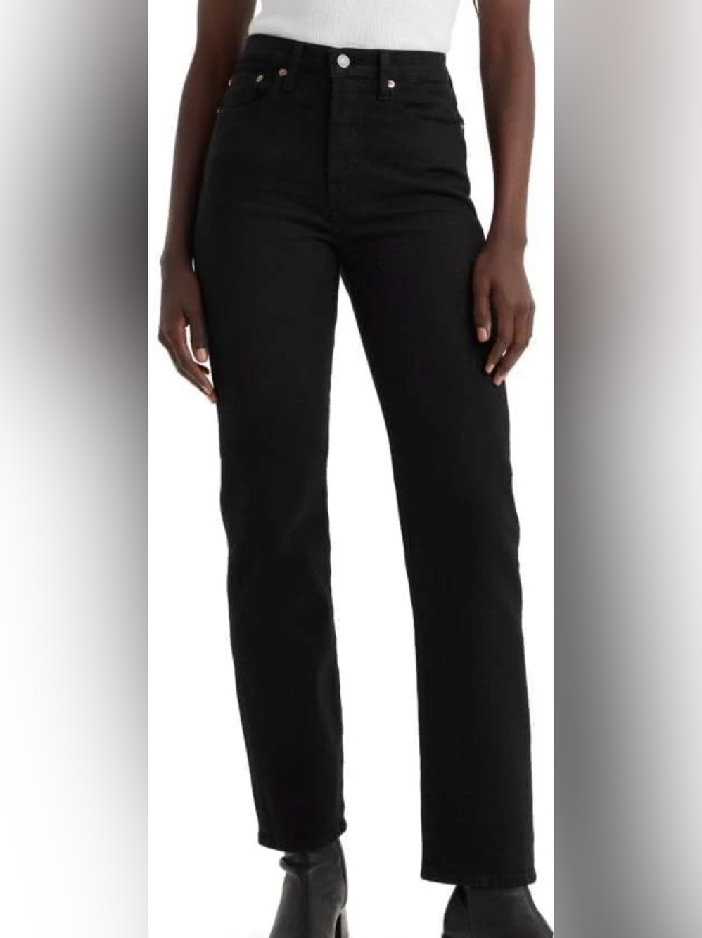 Levi’s Wedgie Straight Jeans in “Flash Black” Wash Size 26